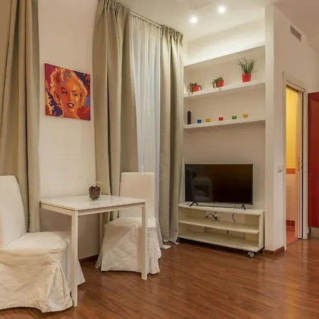 아파트 Castro Pretorio & Sallustiano Lovely Flat 로마